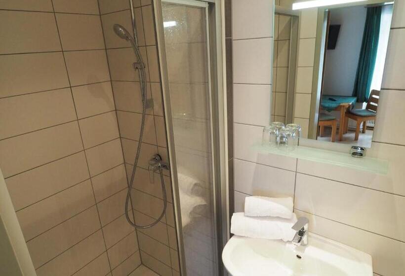 ユースホステル Gasthof Zum Grünen Specht