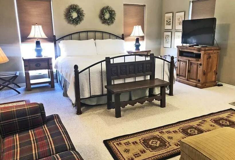 Retkeilymaja Inn At Indian Creek