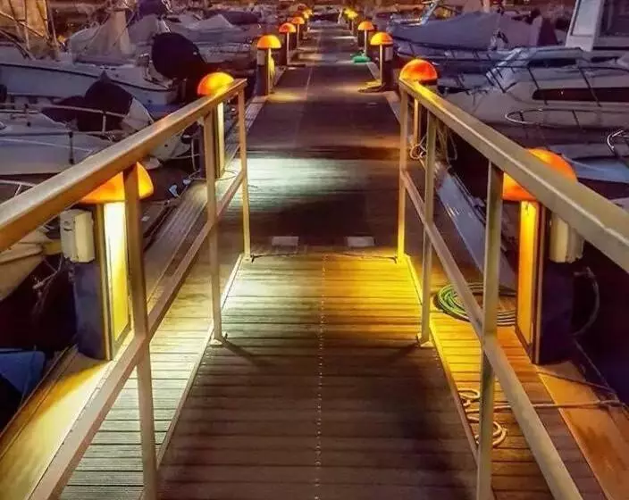 B&b Il Rifugio Del Lupo   E6721