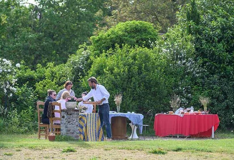 مبيت وإفطار Double Room On Farm