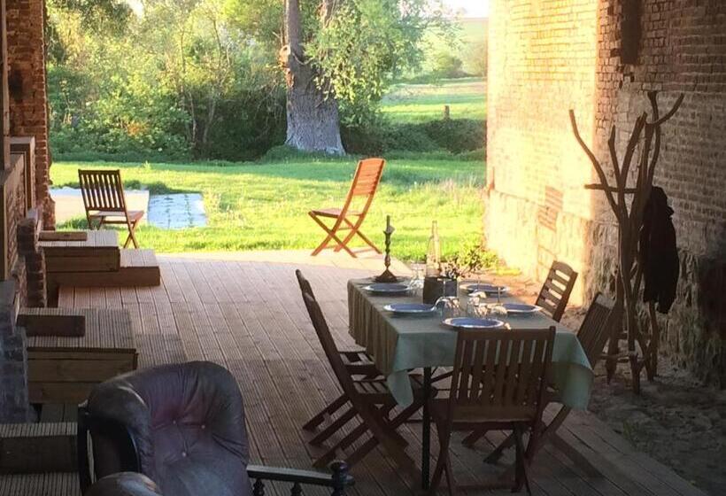 مبيت وإفطار Double Room On Farm