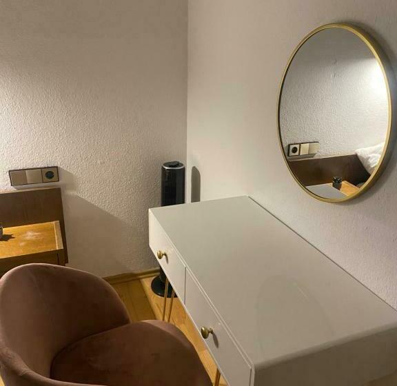 住宿加早餐 Gasthaus Rössle