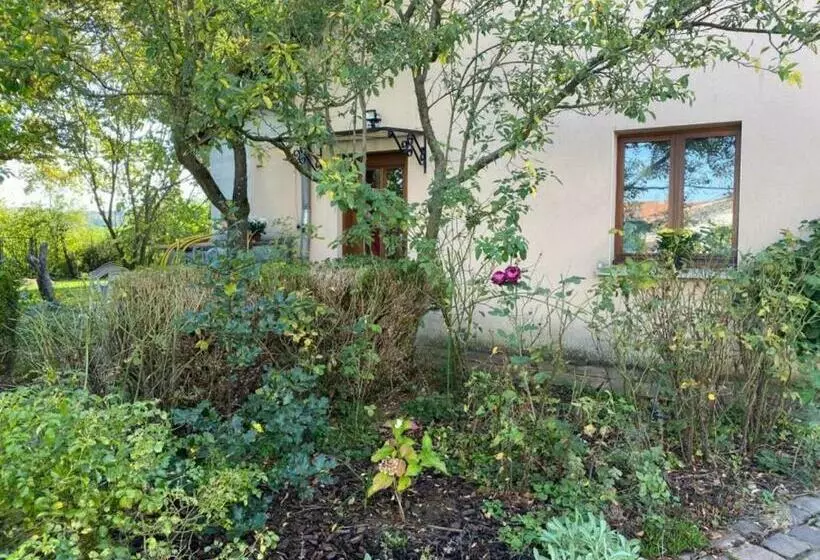 Aamiaismajoitus (B&B) Mirabelle