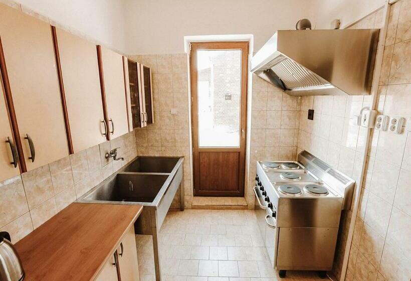 בית מלון כפרי Farma Klokočov