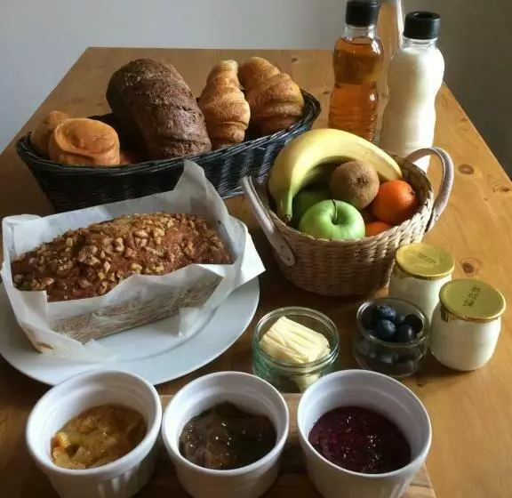Les Hirondelles B&b