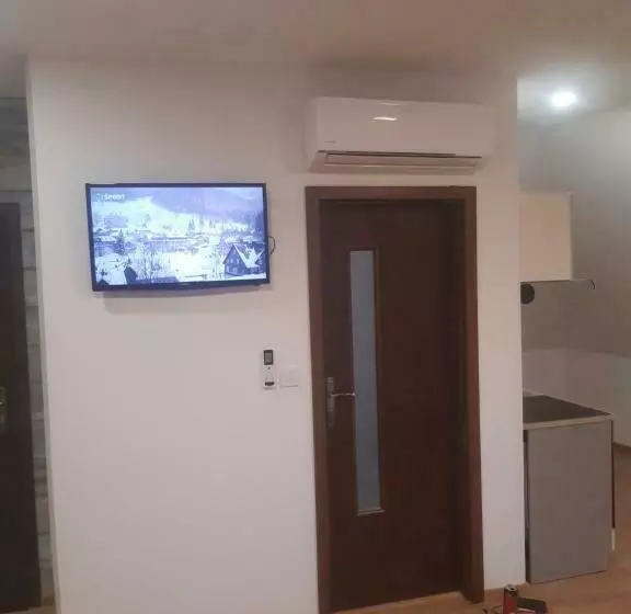 ペンション Apartmany Alex S Bazenom