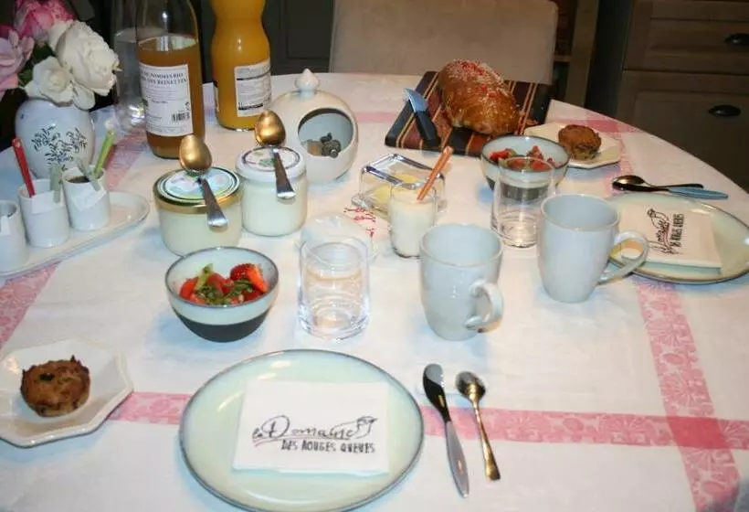 Majatalo Le Domaine Des Rouges Queues