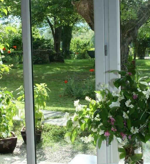 بنسيون Le Domaine Des Rouges Queues