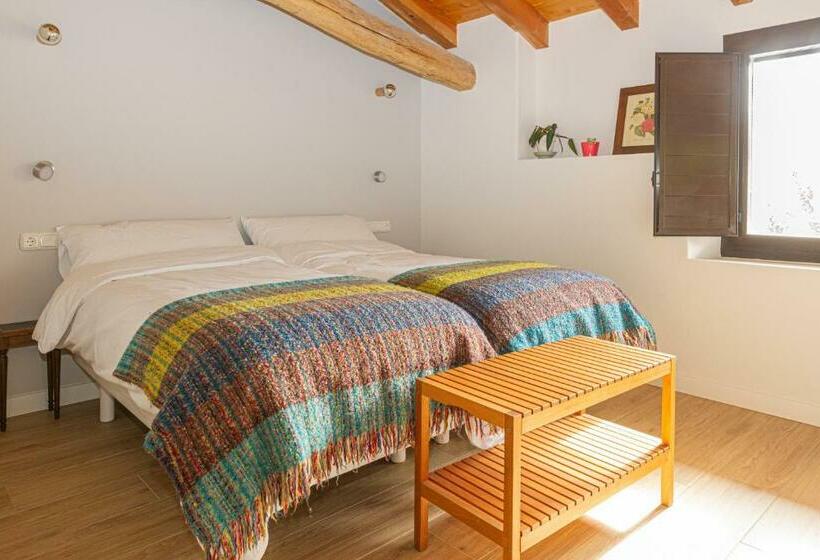 ペンション Mokorroko Borda Hostal Rural