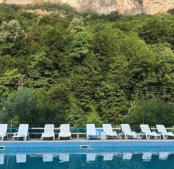 Lomakeskus Orlova Skala Holiday Village
