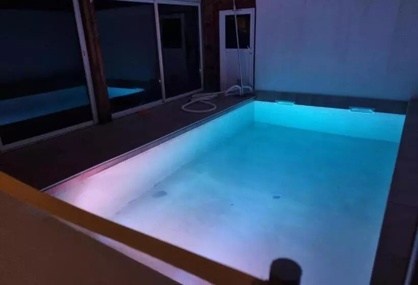 ベッドアンドブレックファースト Casa Di Vadella