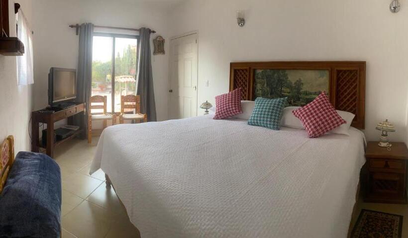 تختخواب و صبحانه Casona Dos Vidas