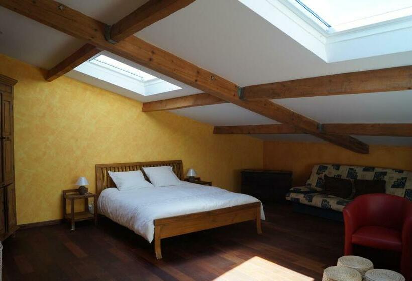 Bed and Breakfast Chateau Le Livey