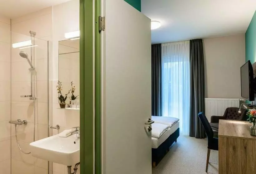 Hotelli Nutzwedel Resort Farmers Lodge