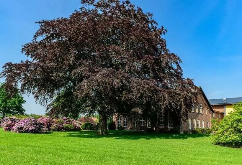 Hotelli Nutzwedel Resort Farmers Lodge