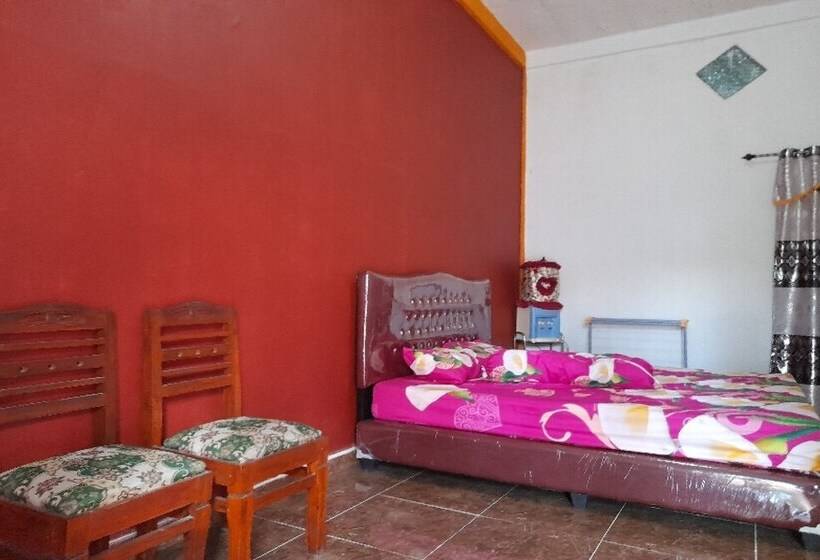 ホテル Spot On 91248 Desa Wisata Banding Agung Danau Ranau