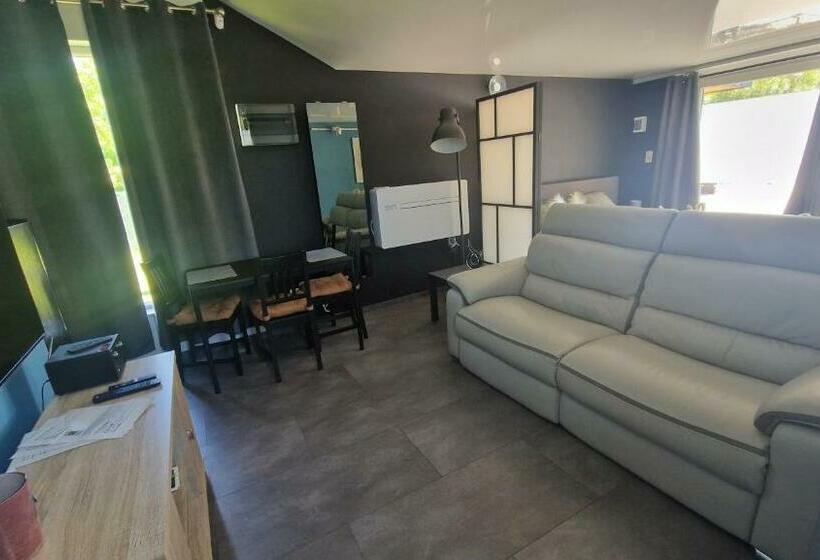 بنسيون Au Petit Seny