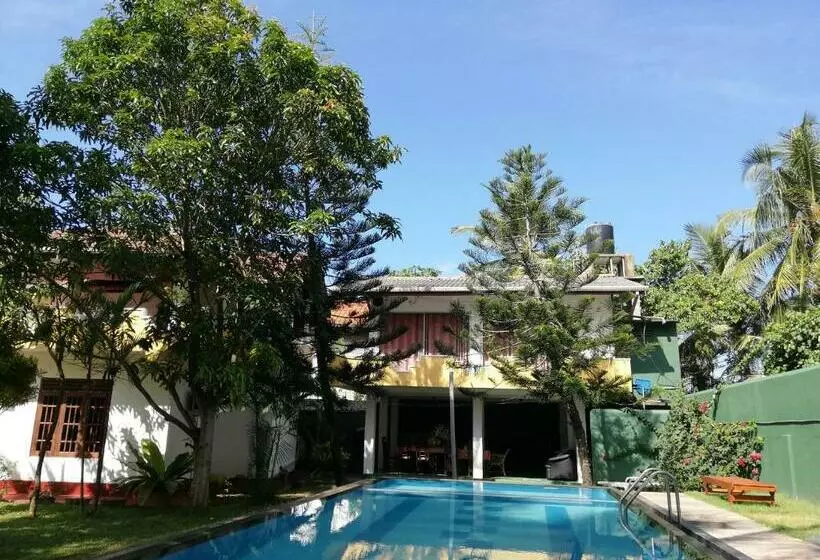 ペンション Casa Hikka Guest House