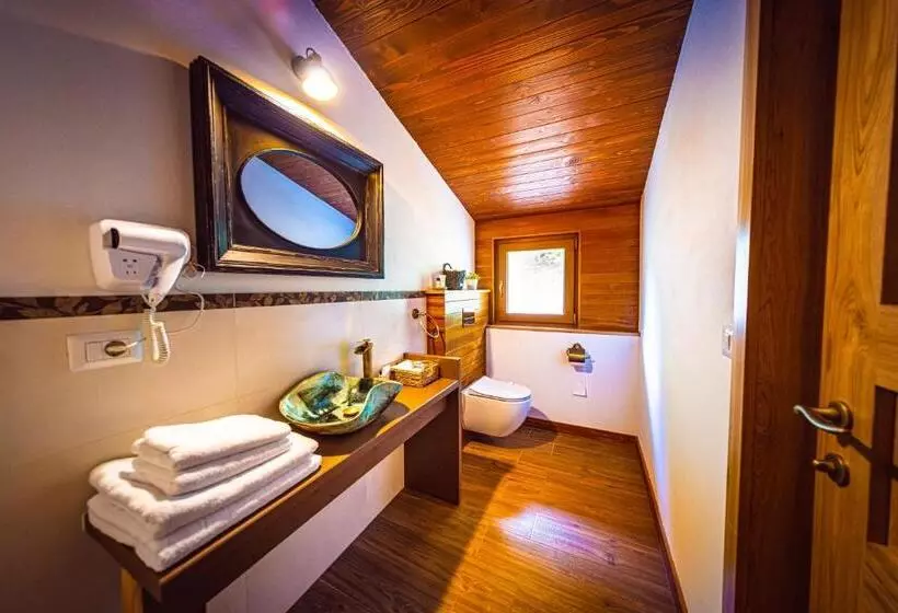 ペンション Conacul Sanct Gurgh