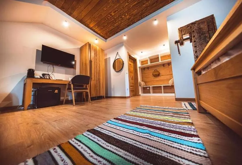 ペンション Conacul Sanct Gurgh