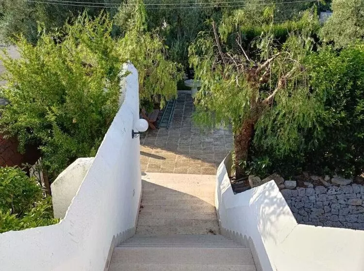ペンション Masseria Galleppa   Rooms, Pool And Relax
