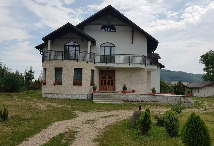 Majatalo Natura Chalet