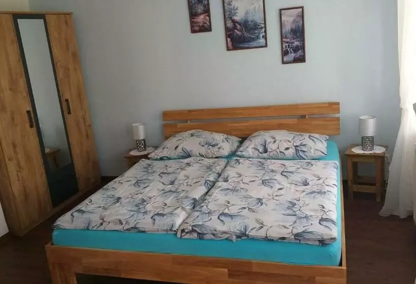 Majatalo Penzion U Pilaře