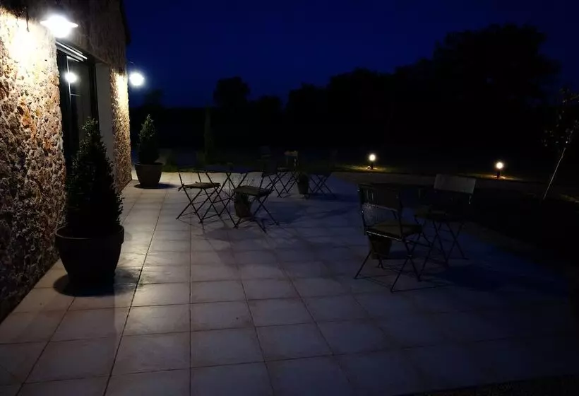 Aamiaismajoitus (B&B) Aux 3 Forêts