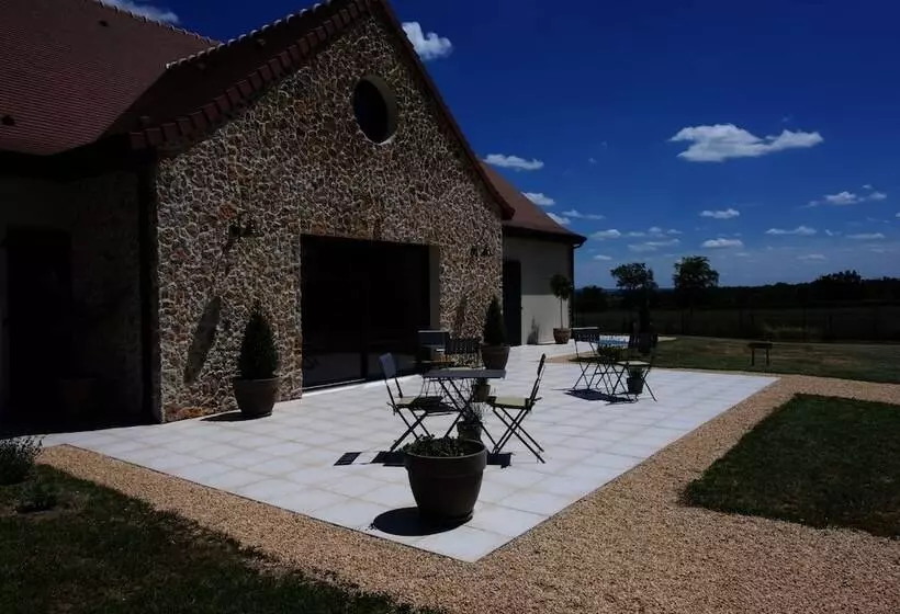 Aamiaismajoitus (B&B) Aux 3 Forêts