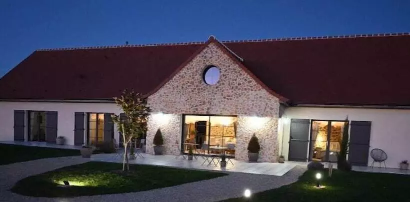 Aamiaismajoitus (B&B) Aux 3 Forêts