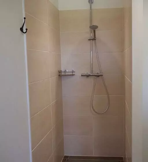 Aamiaismajoitus (B&B) Aux 3 Forêts