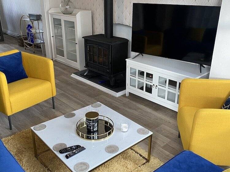 ベッドアンドブレックファースト Maison De Montgibaud