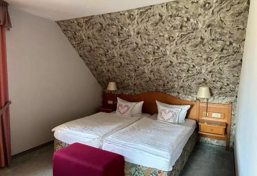 ホテル Gasthaus Afina