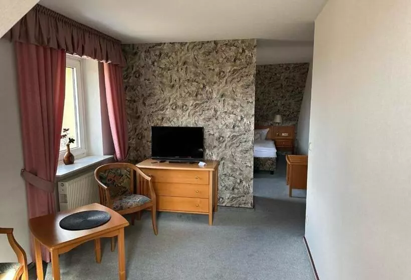 ホテル Gasthaus Afina