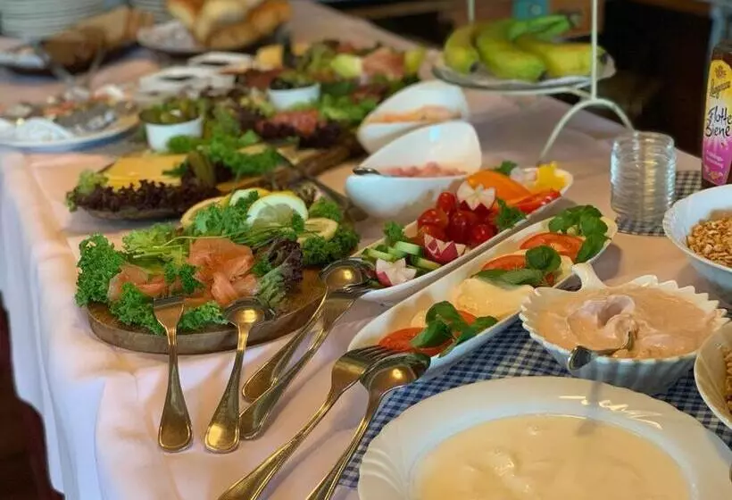 ホテル Gasthaus Afina