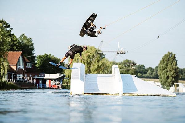 酒店 Gasthaus Afina