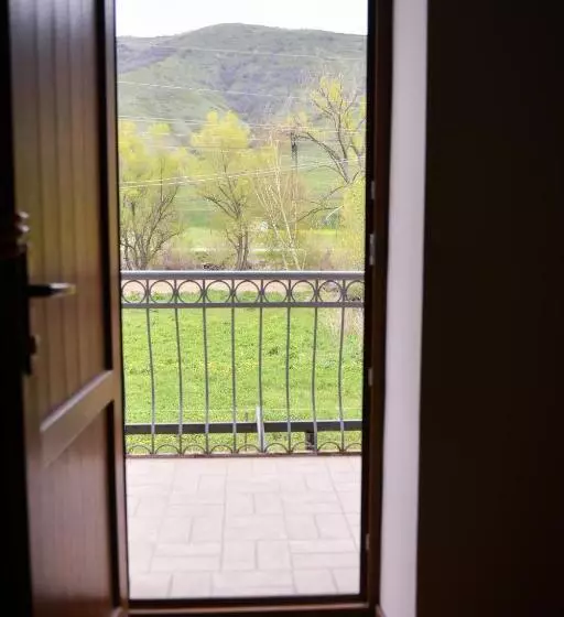 ペンション Manana Guesthouse