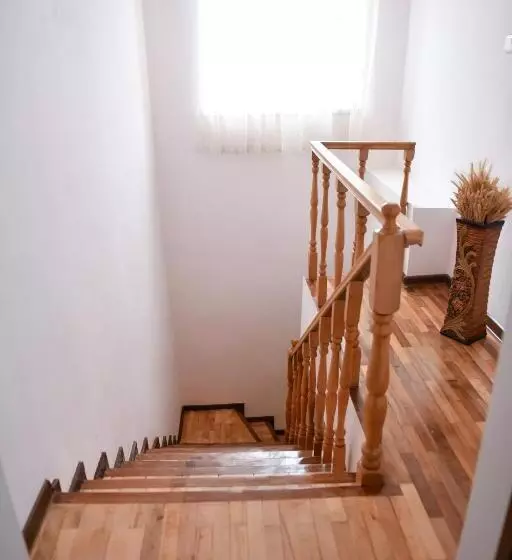 ペンション Manana Guesthouse