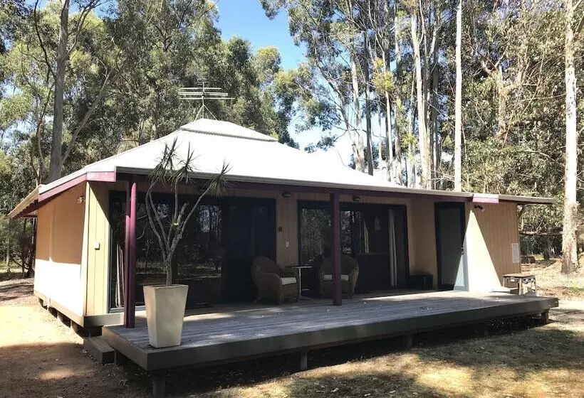 Ellensbrook Cottages