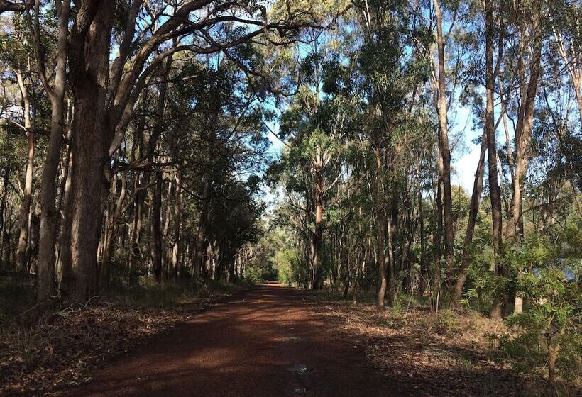 Ellensbrook Cottages