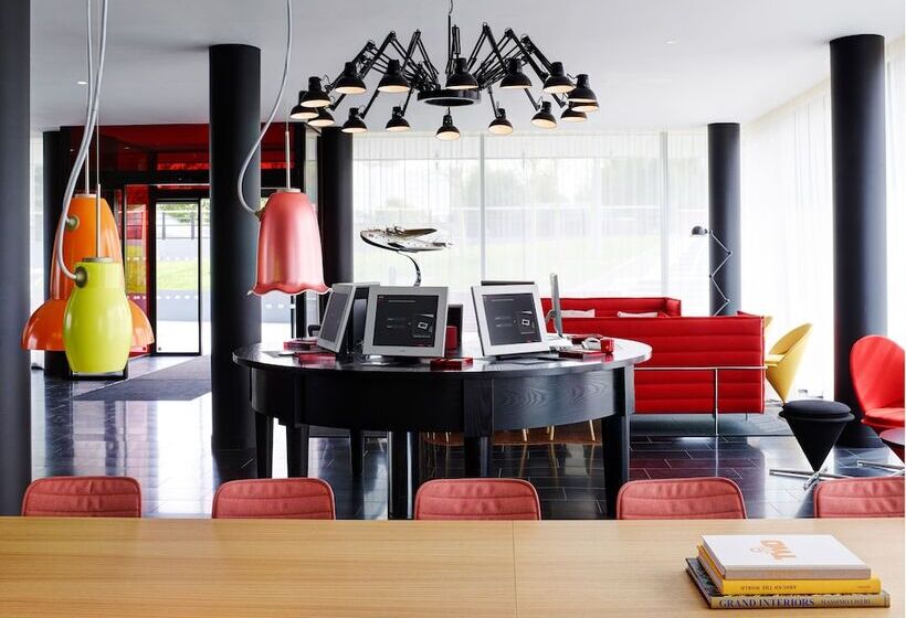 בית מלון כפרי Citizenm Paris Charles De Gaulle Airport