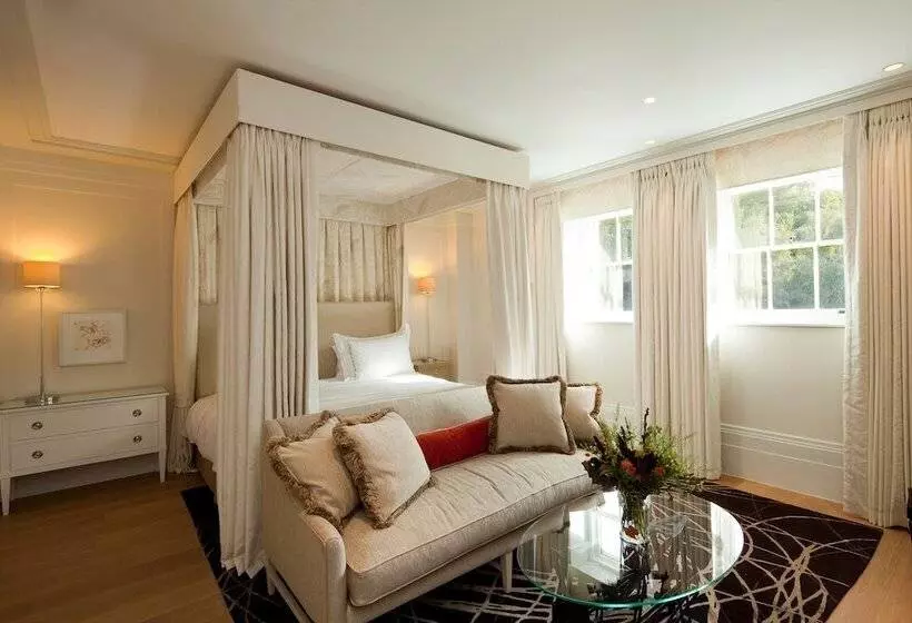 فندق Coworth Park  Dorchester Collection