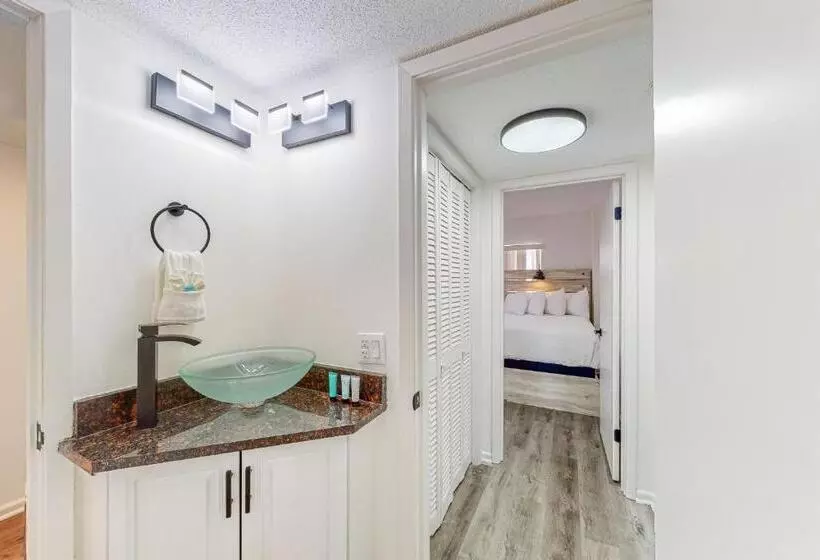 호텔 El Matador 546