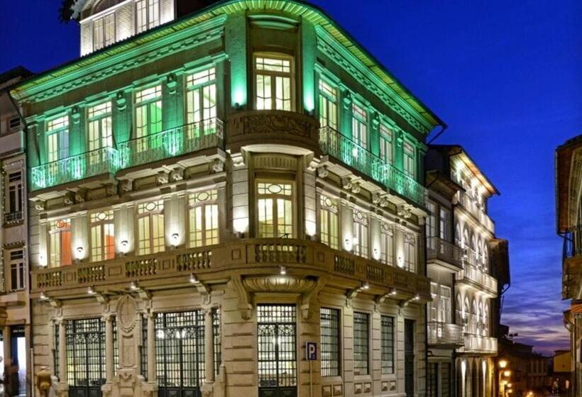 هتل Emaj Boutique