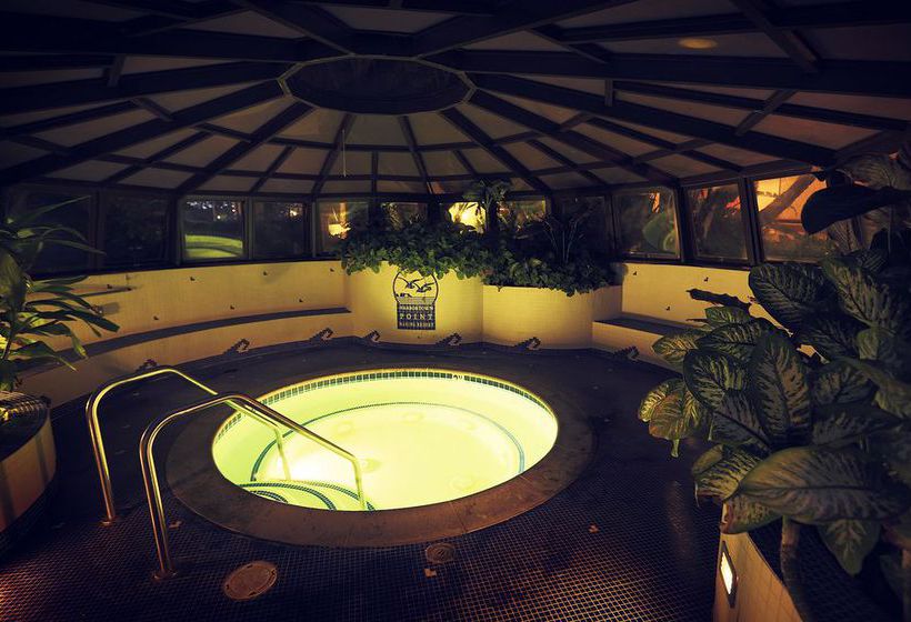 בית מלון כפרי Harbortown Point Resort