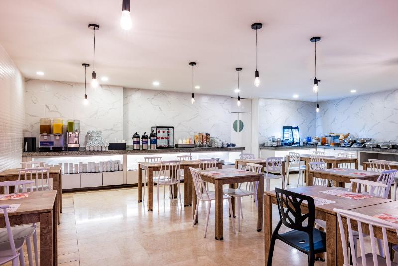 فندق Holiday Inn Express   Cartagena Bocagrande, An Ihg