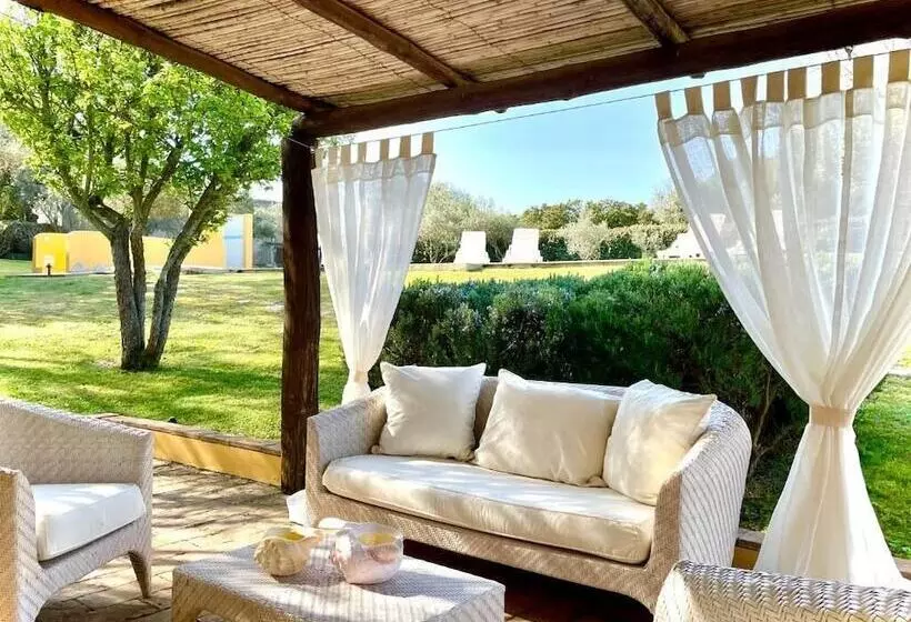 בית מלון כפרי Punta D Acu Country Resort