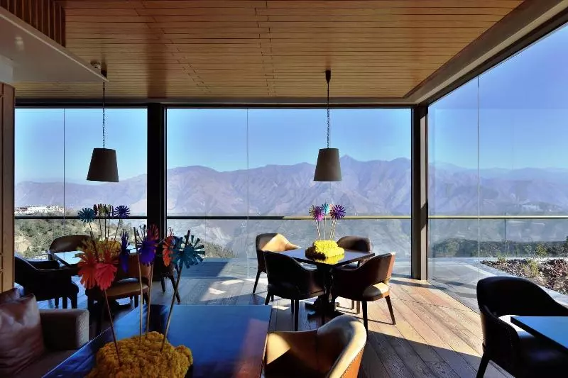 ホテル Jw Marriott Mussoorie Walnut Grove Resort & Spa