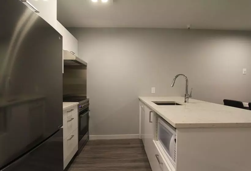 ホテル Marketplace Lodge By Whistler Retreats