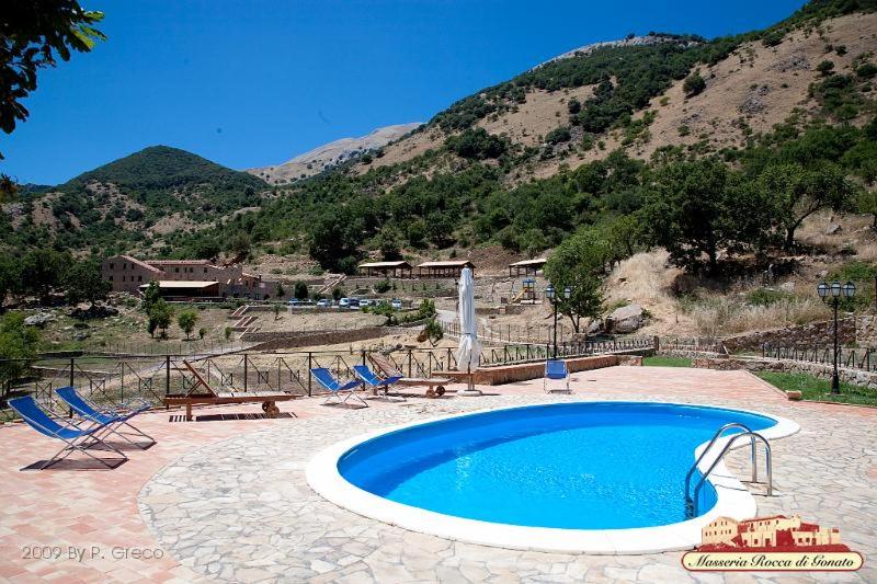 בית מלון כפרי Masseria Rocca Di Gonato